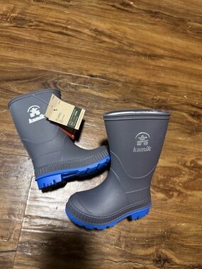 Kamik Kids Gray Boots with Blue Outsoles